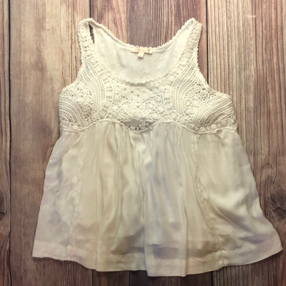 White lace embroidered tank top